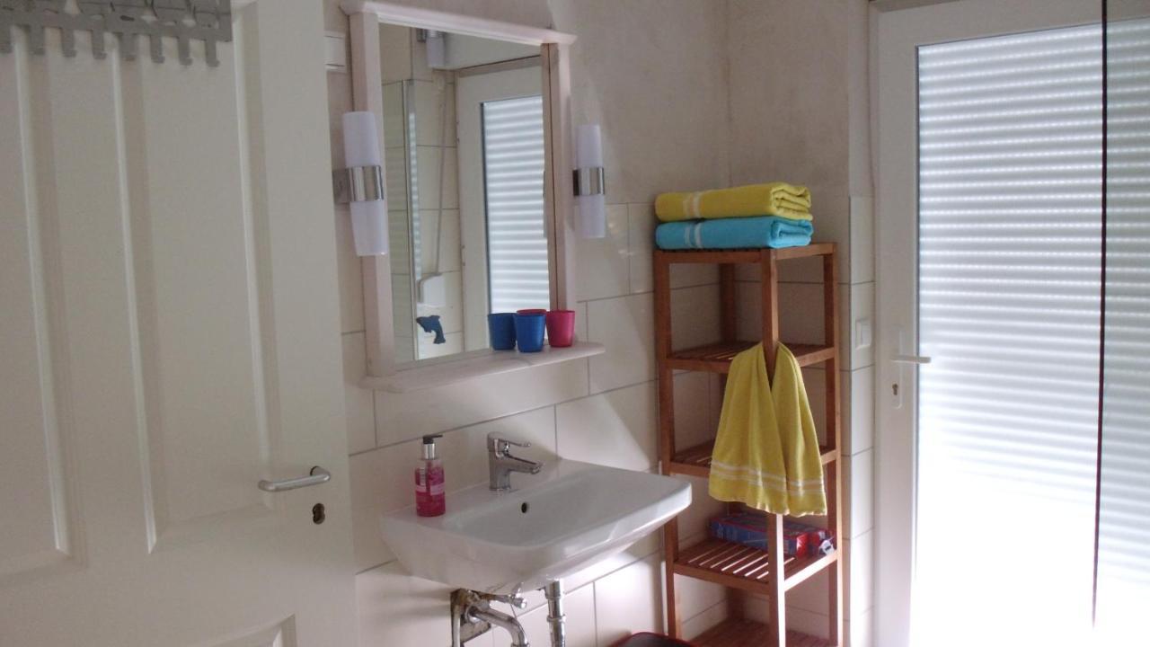 Haus Magnolia 2 Apartment Кандерн Екстериор снимка