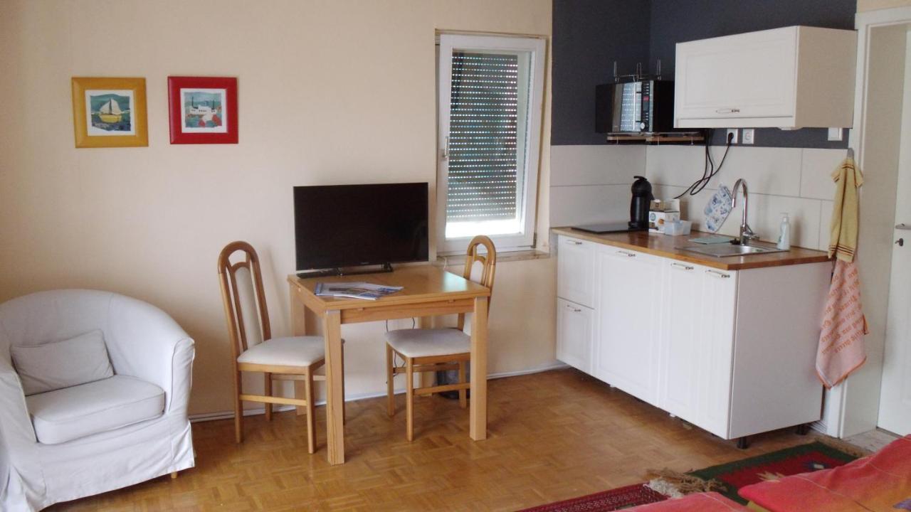 Haus Magnolia 2 Apartment Кандерн Екстериор снимка